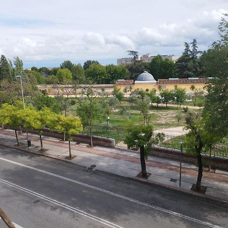 Habitacion Luminosas En Vista Alegre Мадрид Екстериор снимка